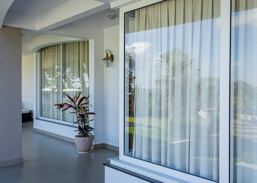 Esquadria de pvc preço m2
